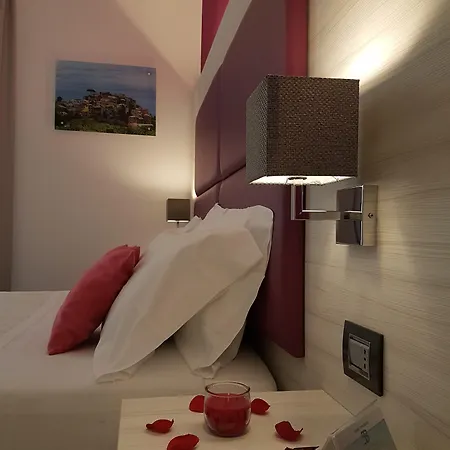 Cinqueterre Behind Ла-Спеція