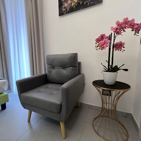 Cinqueterre Behind 4* Ла-Спеція